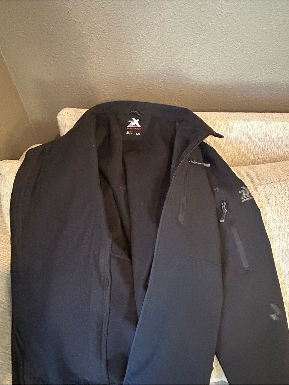 ZeroXposur Men's Black Performance Softshell Jacket